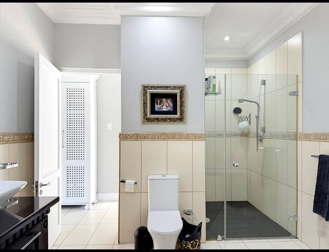 5 BEDROOM FREEHOLD FOR SALE IN ZIMBALI ESTATE